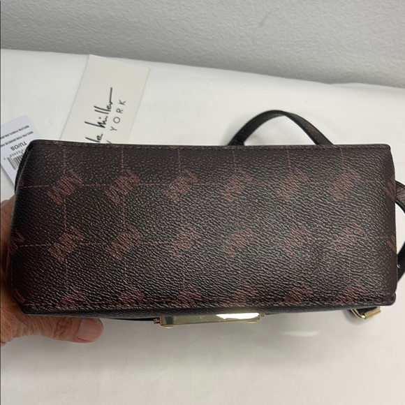 Nicole Miller Brown and Gold Crossbody Bag with Elegant Chain Strap NWT - Picture 4 of 7